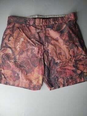 Insight Shorts Mens 36w (Missing Latch)